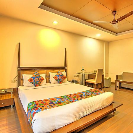 Fabexpress Le Grand Hotel New Delhi Luaran gambar