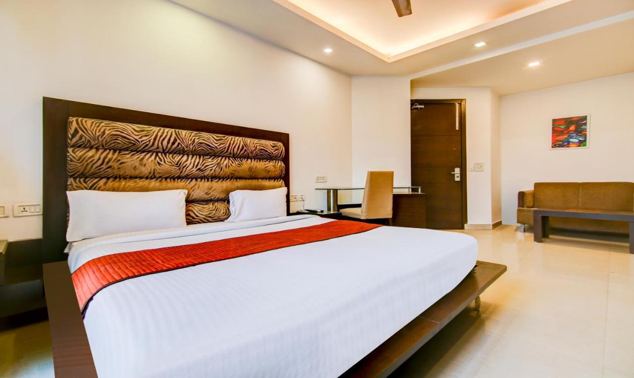 Fabexpress Le Grand Hotel New Delhi Luaran gambar