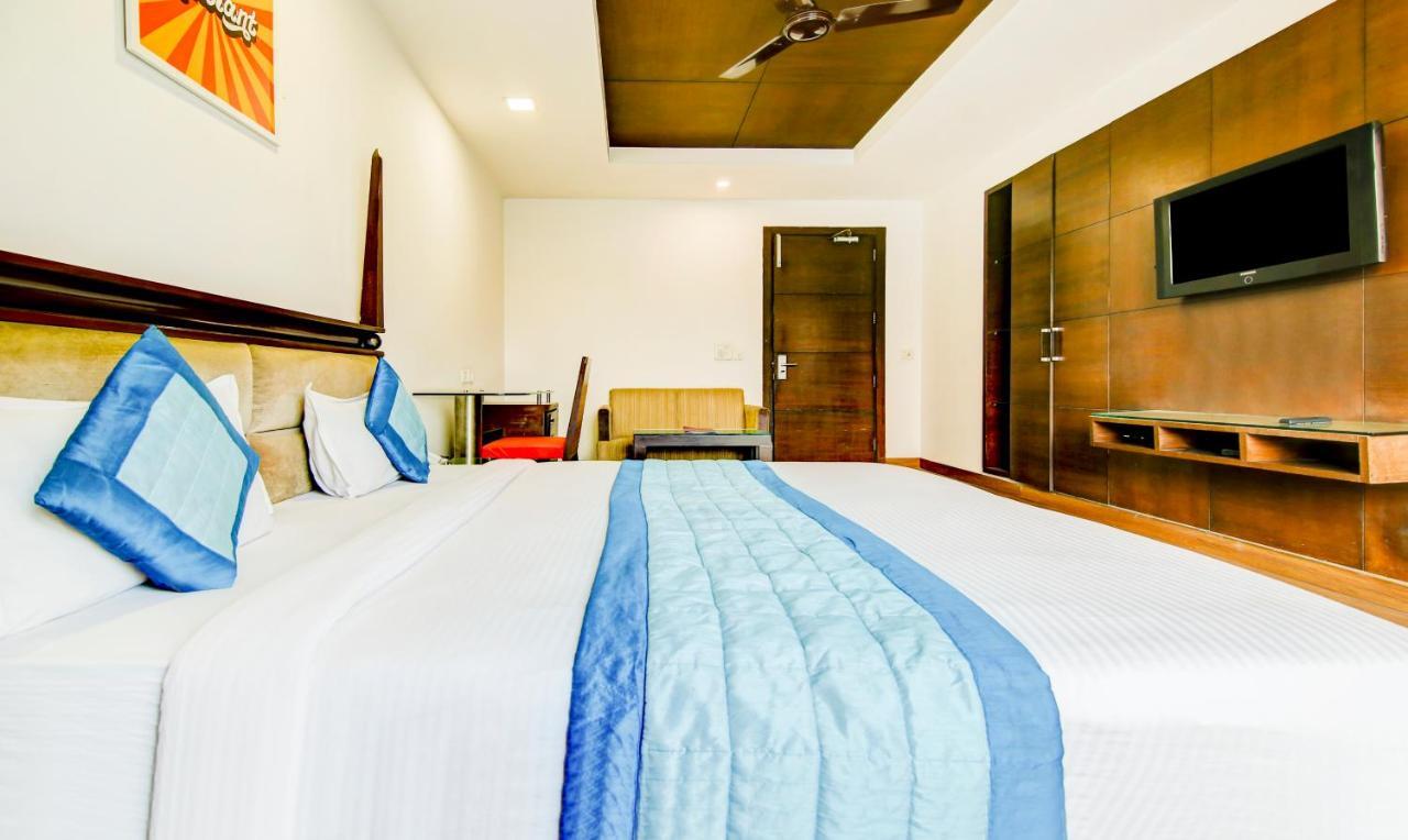 Fabexpress Le Grand Hotel New Delhi Luaran gambar
